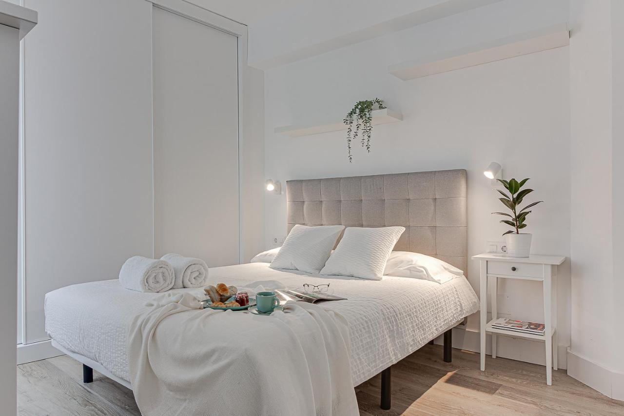Central Square Deluxe Apartment A Coruna Bagian luar foto